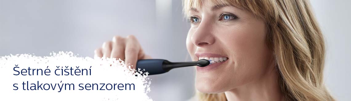 Obrázek PHILIPS Sonicare ProtectiveClean 5100 HX6851/34 Sonický elektrický zubní kartáček 1 x modrý a 1x bílý (3)